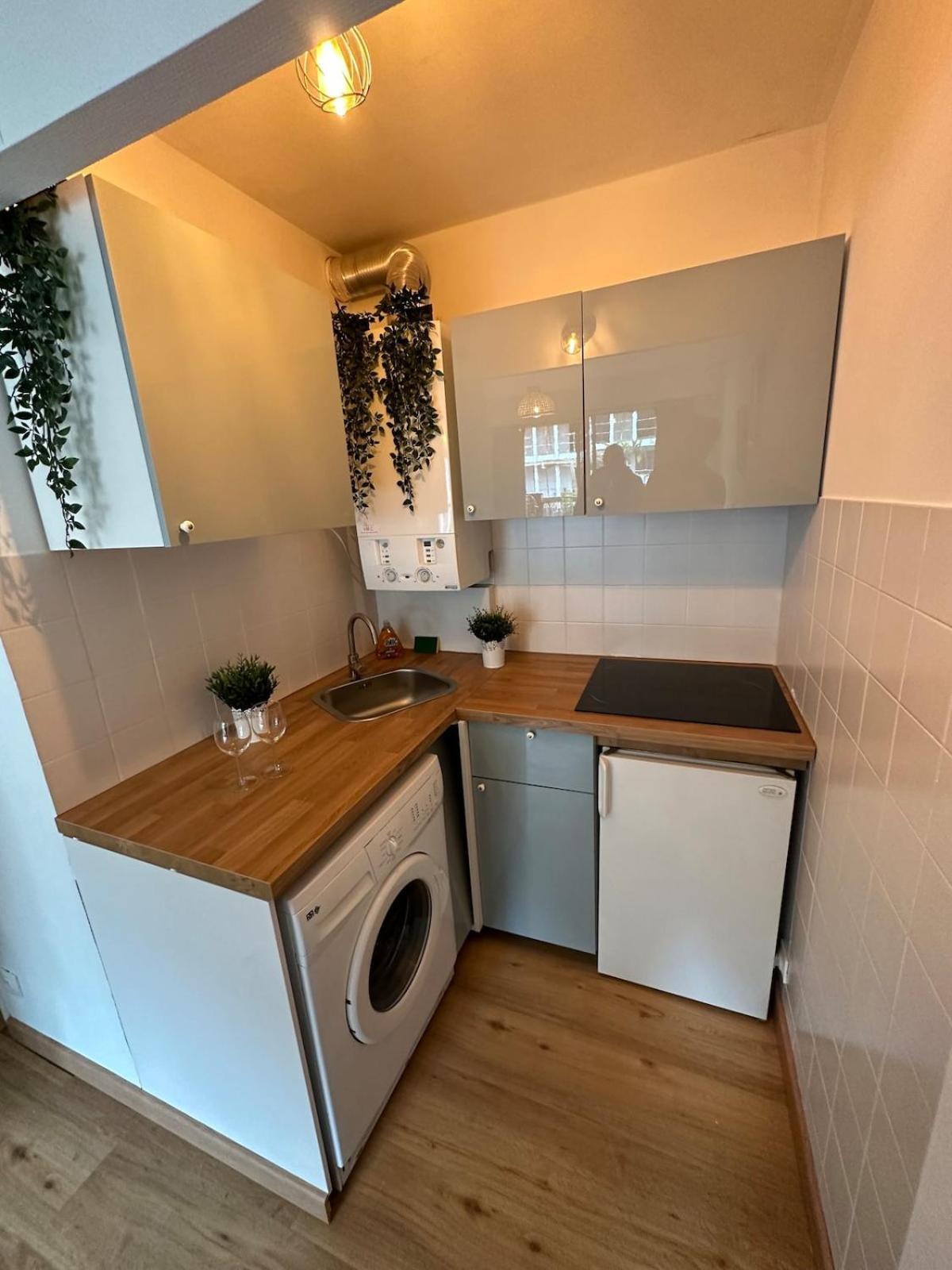 Appartamento Bohemian In Close To Sea With Parking